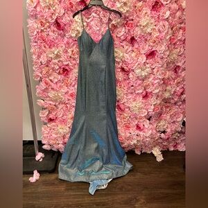 Alyce paris blue sparkle v neck dress sleeveless mermaid dress. Unmarked in size